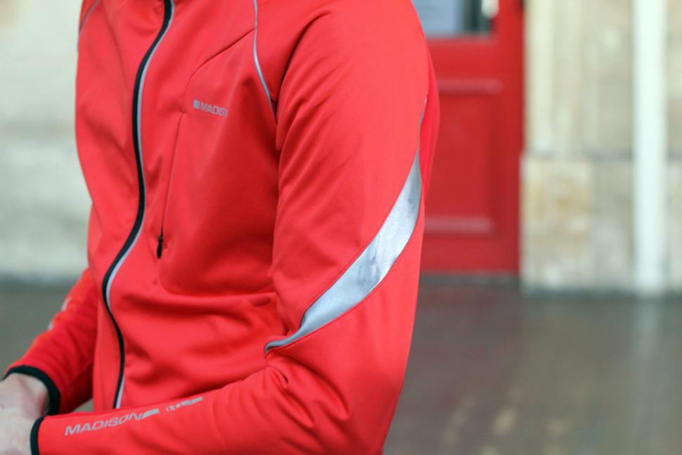 Review: Madison Sportive Men's Softshell Jacket | road.cc